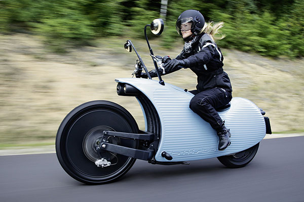 “摩托”电动自行车