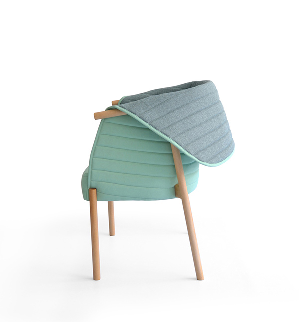 以折叠的椅子靠背创意设计