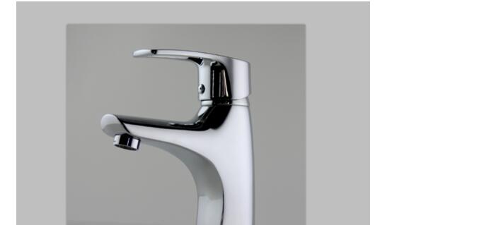 1545277582707650.jpg 第一步,打开ps,导入图片素材.jpg