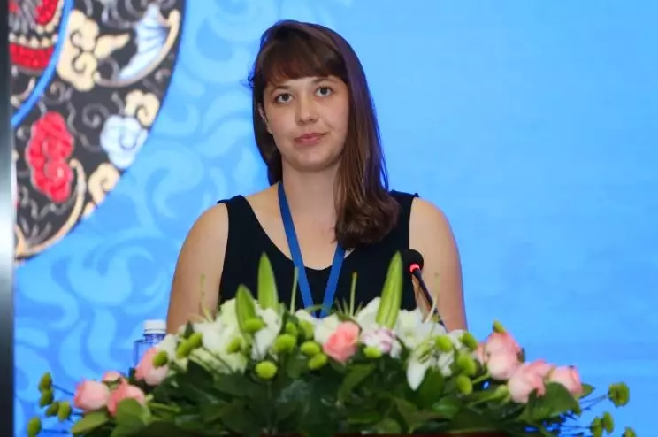 1561692297549559.jpg 尤伦斯当代艺术中心设计顾问Betsy Joles.webp.jpg