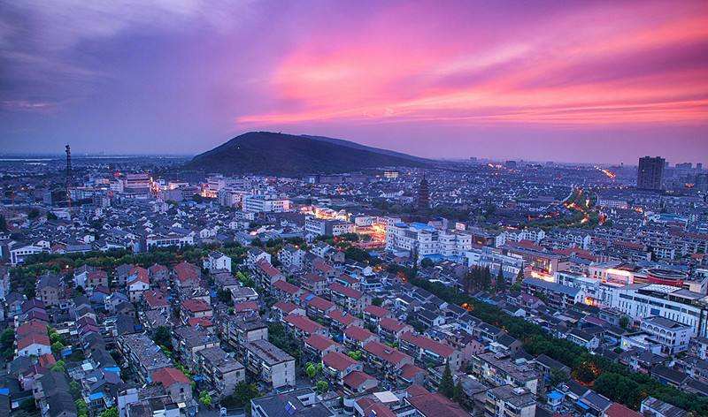 1565403735259975.jpg 首届“文明常熟”公益传播文创设计大赛.jpg