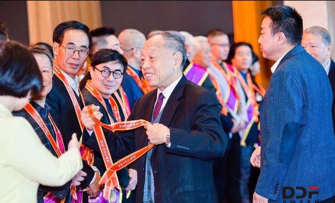 1571109560493325.jpg 二、奖项设置.jpg