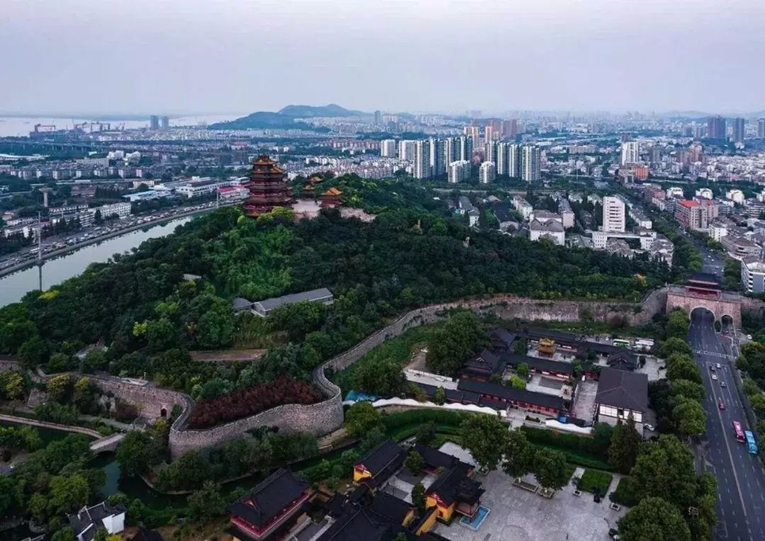 1571627234742419.jpg 竞赛背景及内容.webp.jpg