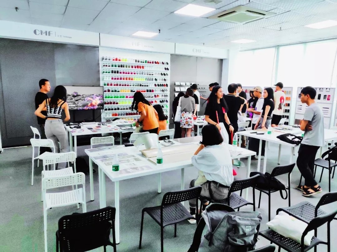 1573184836249153.jpg 品索小伙伴充分认识了什么是CMF设计.webp.jpg