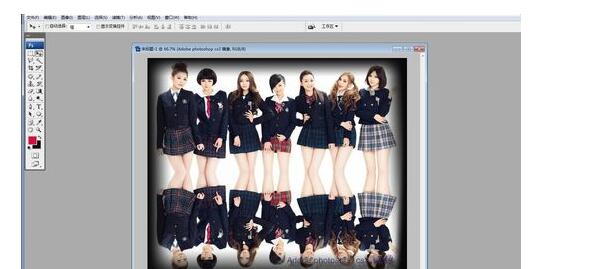 1544844842511851.jpg 第六步:添加文字,修改位置.jpg