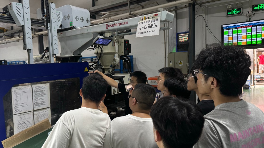 1765611528738367.jpg 产品注塑成型工艺围观学习.jpg